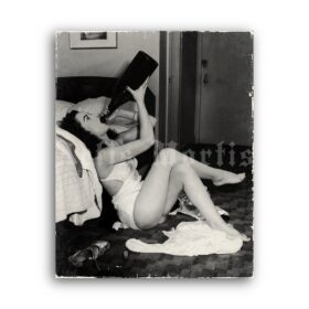 Printable Drinking sexy girl 1920s photo - retro photography, print, poster - vintage print poster